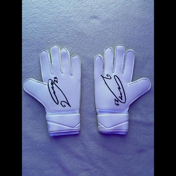 EMILIO MARTINEZ Personal ADIDAS GOALKEEPER Signed GLOVES 2022 WorldCup Argentina - Picture 2 of 4